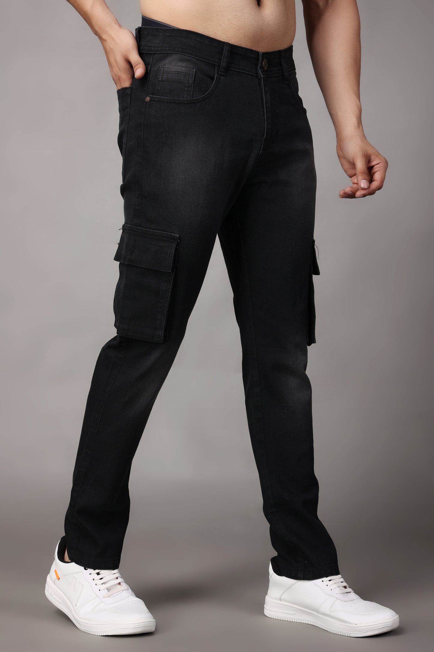 ZAYSH Men Regular Mid Rise Black Denim Cargo Pants (HCAR-BP-Denim)