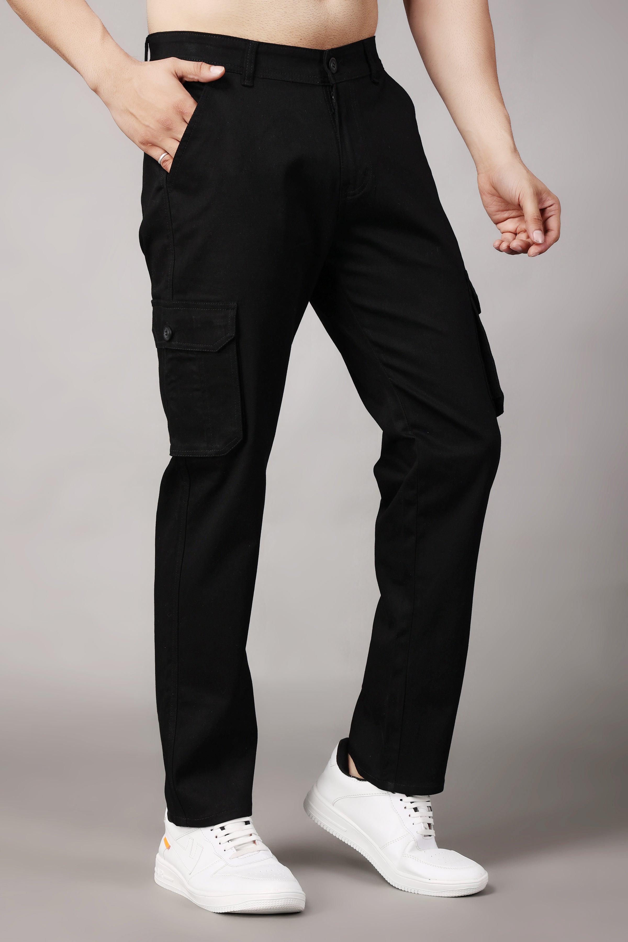 Slim fit cargo trousers Color black  RESERVED  3335C99X