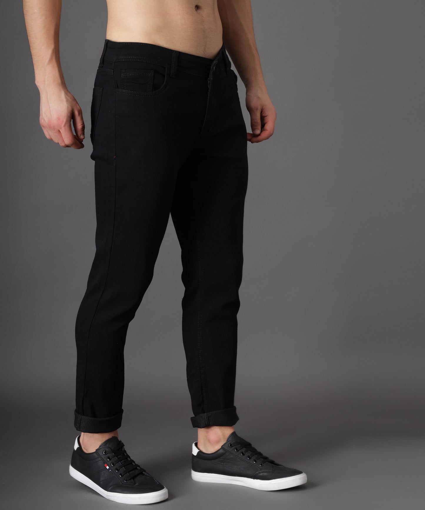 ZAYSH Men Slim Mid Rise Black Jeans Pants